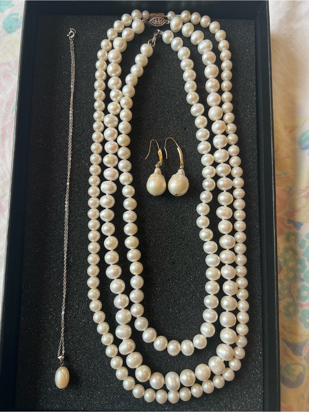 Genuine Pearl Jewelry Lot - 4 Necklaces and Earrings